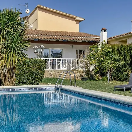 Holiday home Maison Sandrine Et Marco *